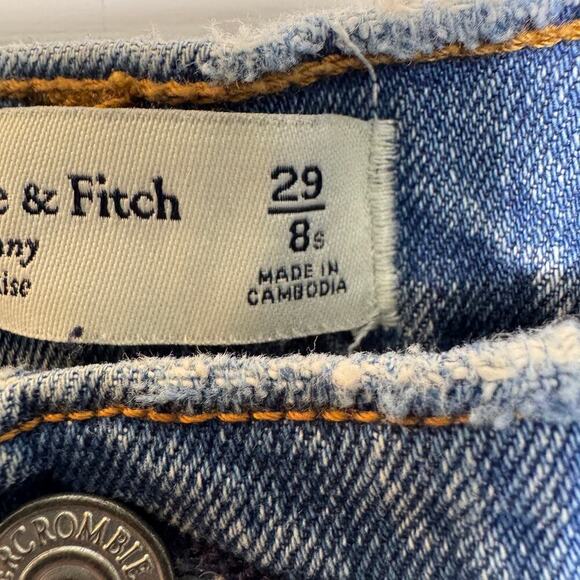 Abercrombie & Fitch The Skinny High Rise Frayed Hem - Picture 10 of 10
